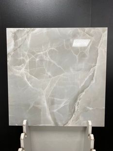 Sandro light 60х60 250520 фото